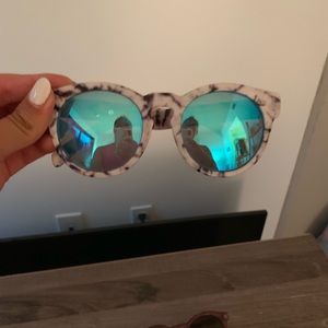 Quay sunglasses! Worn once!